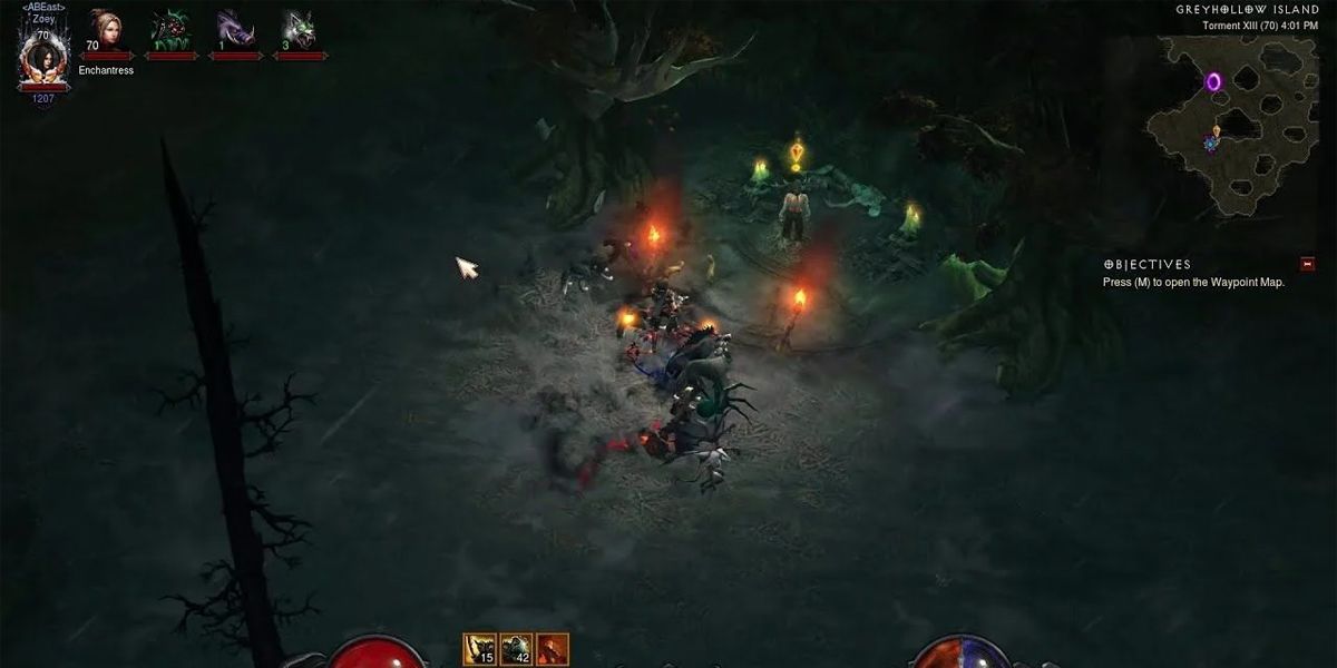 Diablo 3 a team of players and familiars works through Greyhollow Island