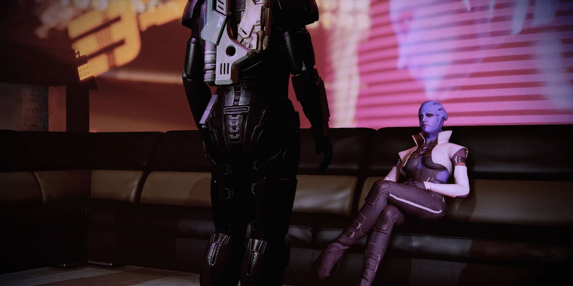 Mass Effect 2 Screenshot Of Shepard Walking Up To Aria