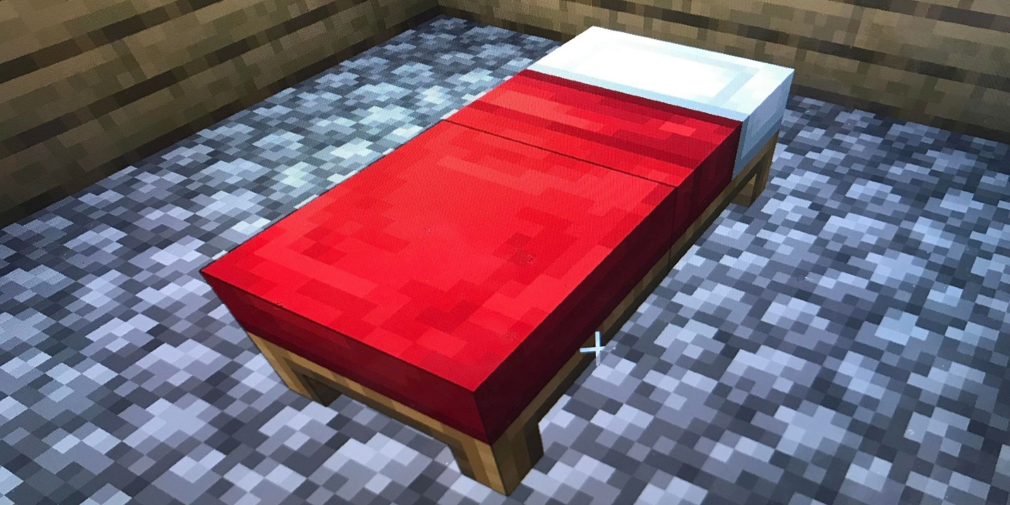 Minecraft - Red Bed standing on Cobblestone