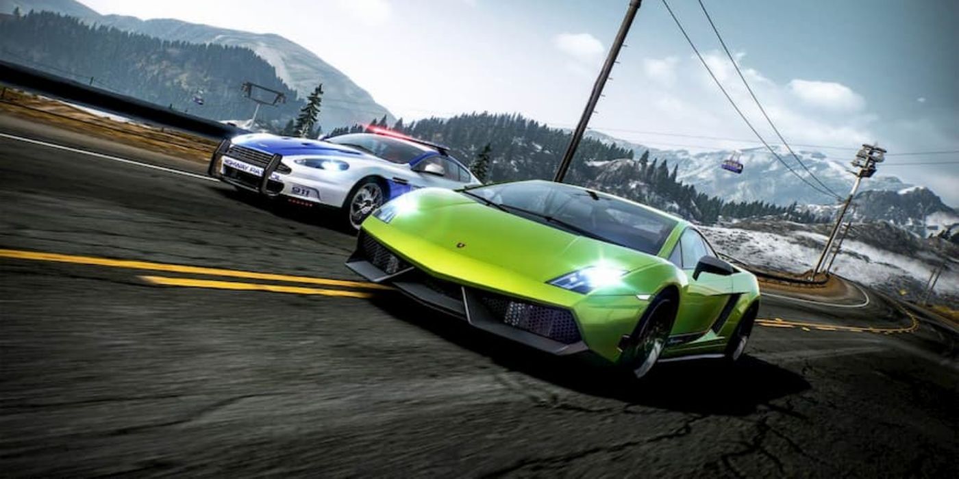 A green Lamborghini Gallardo drives neck and neck next to an Aston Martin in Need For Speed Hot Pursuit.