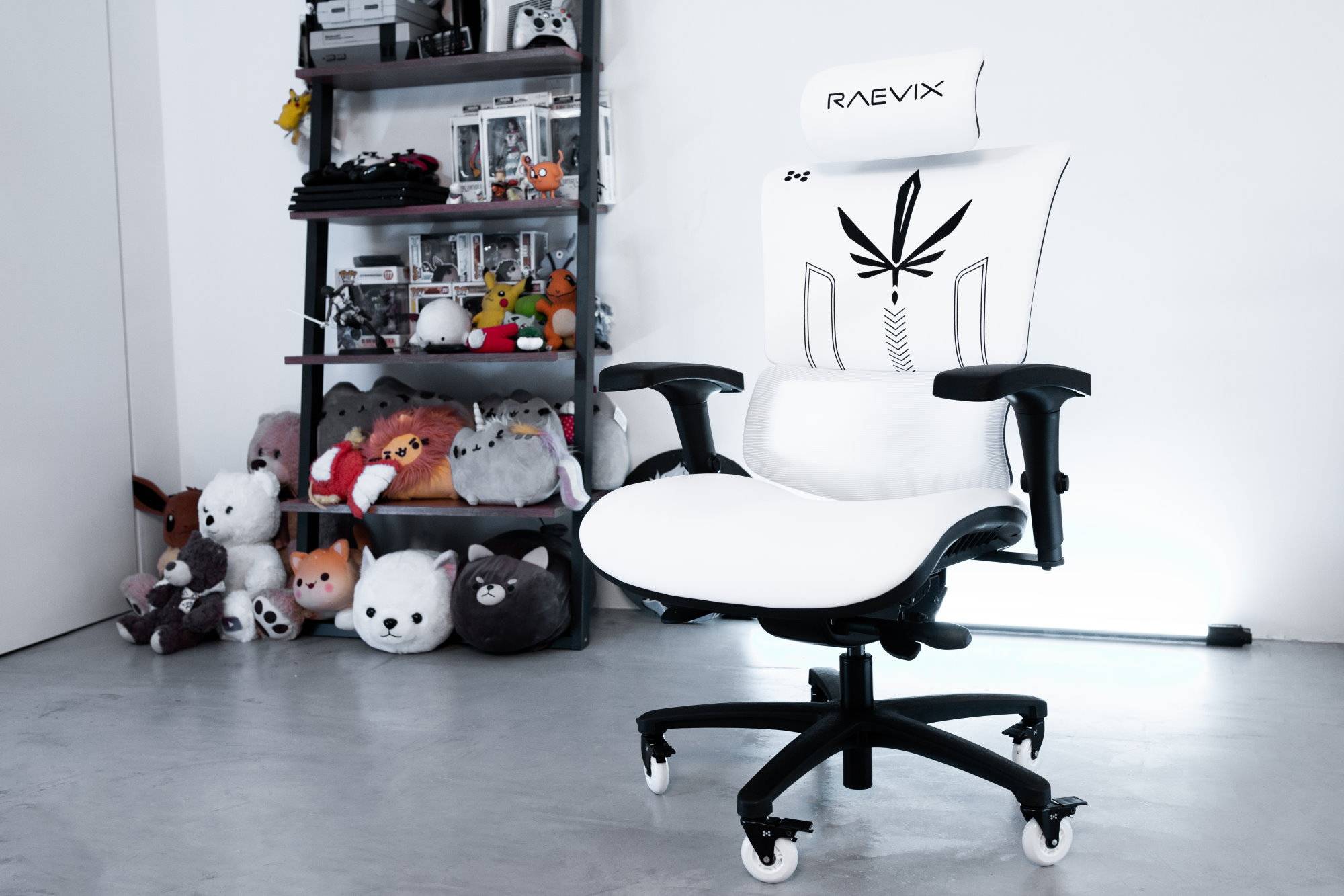 Valkyrae Partners With Mavix For Special Edition Gaming Chair