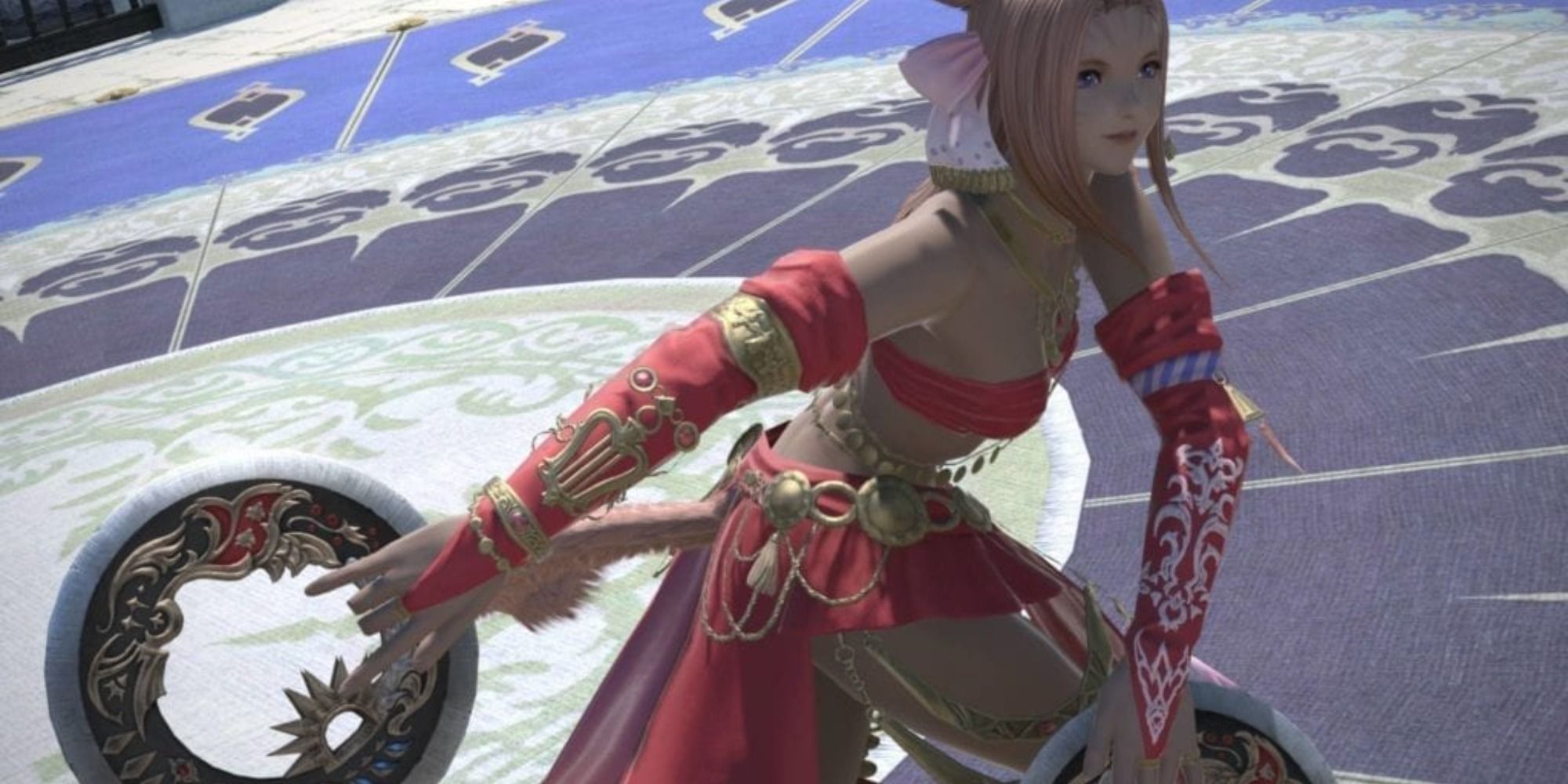 A Dancer in a battle position in Final Fantasy 14
