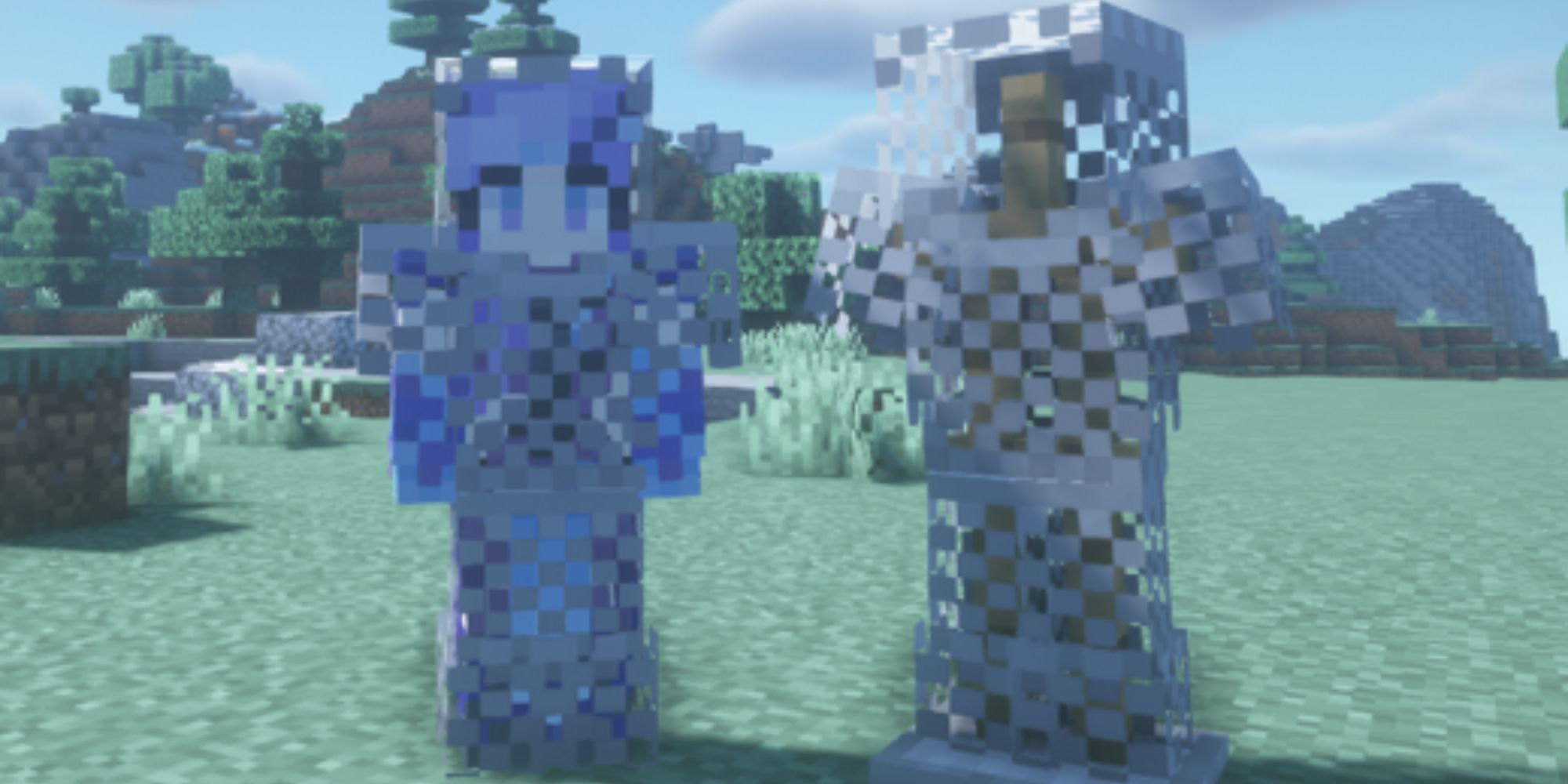 Minecraft Chainmail Armor Set on character and mannequin side by side