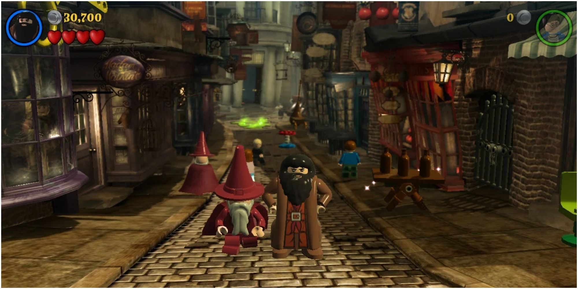 Hagrid and Dumbledore from Lego Harry Potter Collection walking the Diagon Alley