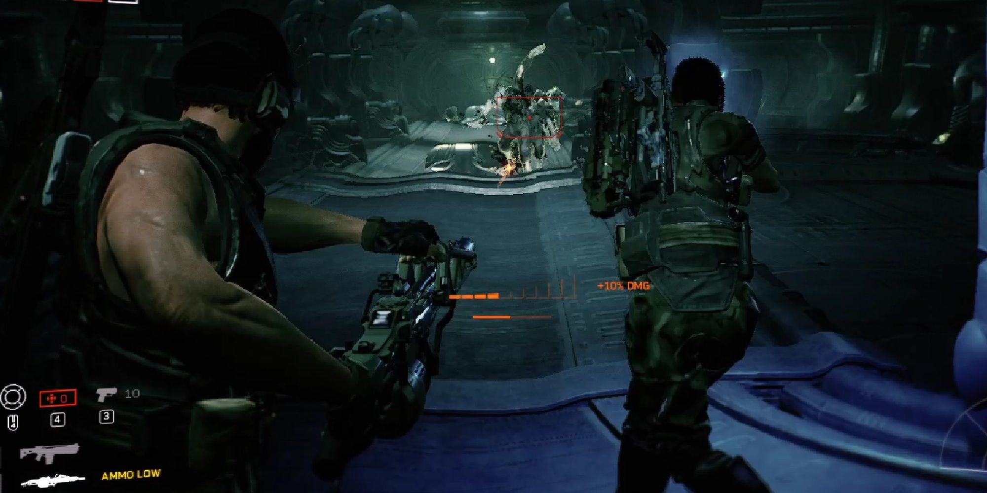 Aliens: Fireteam Elite Marine Killing Synth Mutants With Smartgun