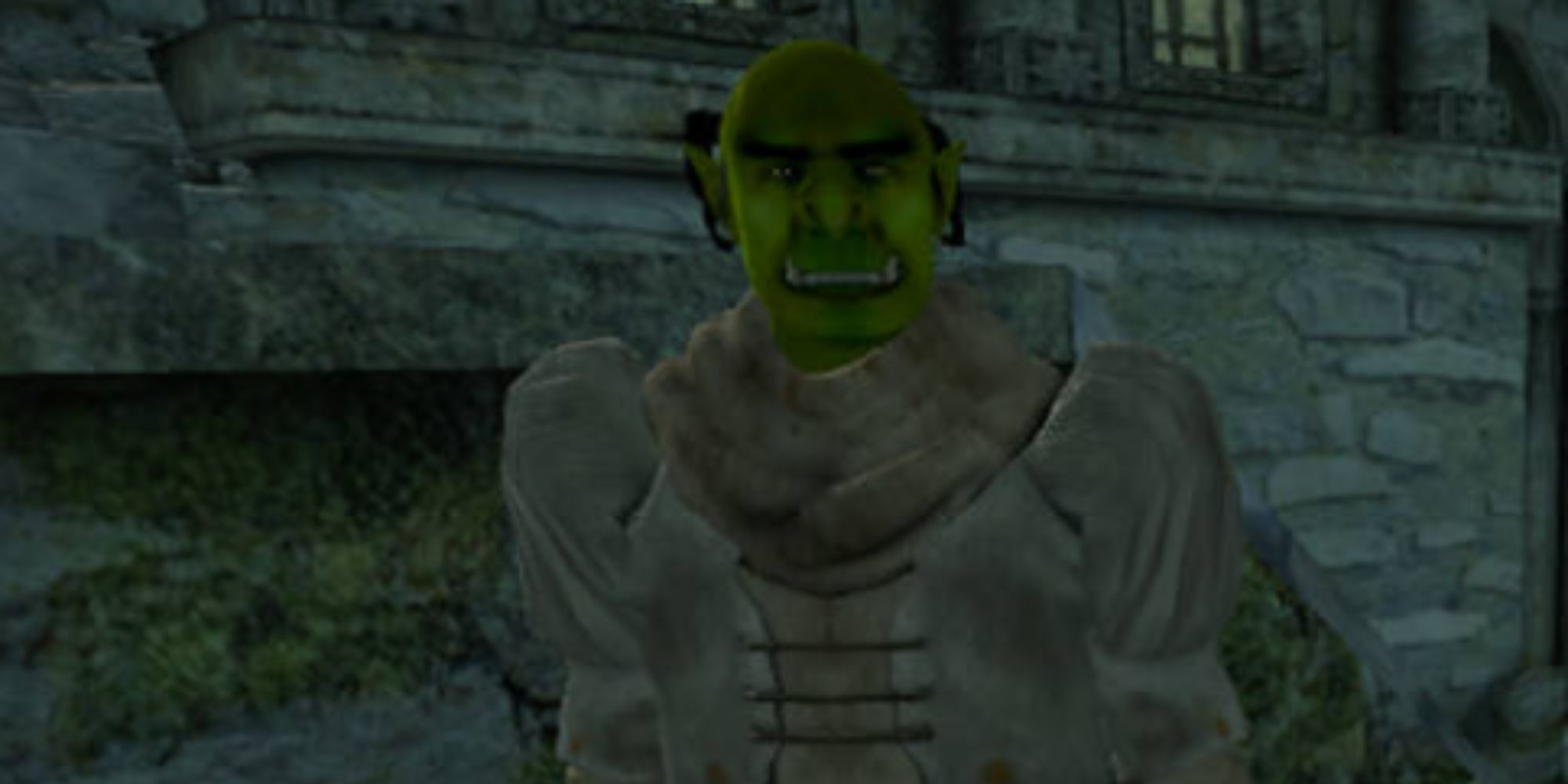 oblivion_ushnar_the_orc_in_front_of_a_building