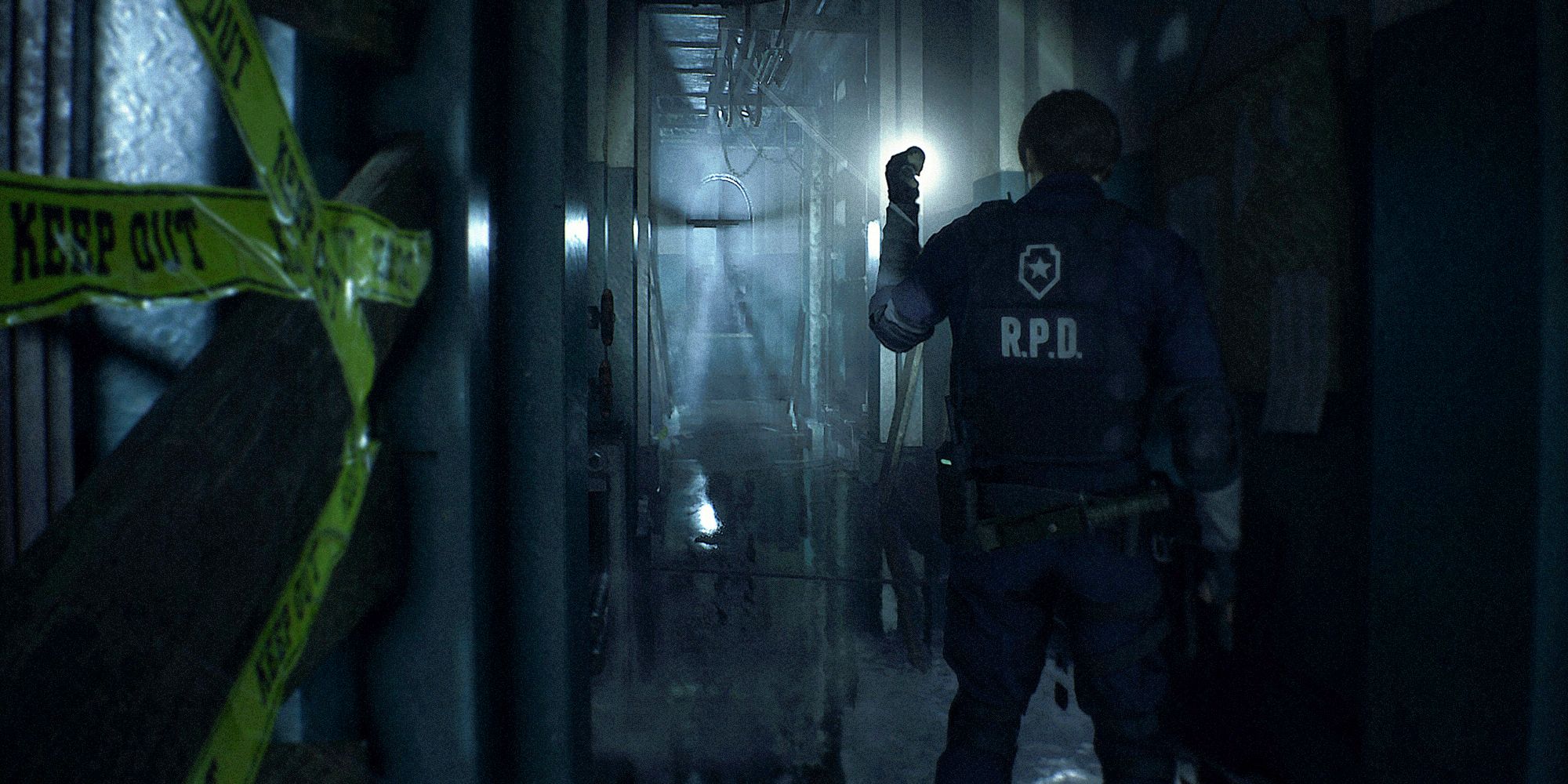 Resident Evil 2 Remake, Leon Kennedy shining a torch down a dark hall with water coming inside from the windows.