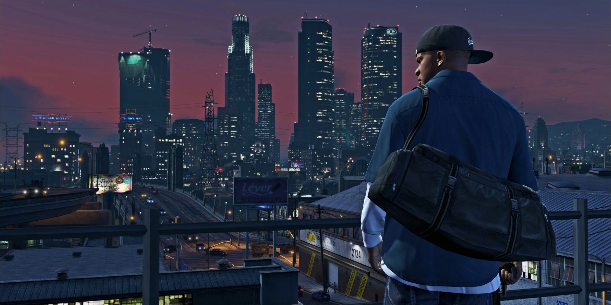 Grand Theft Auto 5's Franklin looking over the Los Santos skyline