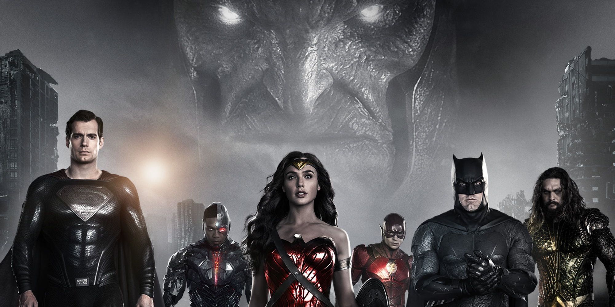 Justice League - Superman, Cyborg, Wonder Woman, the Flash, Batman, Aquaman lined up
