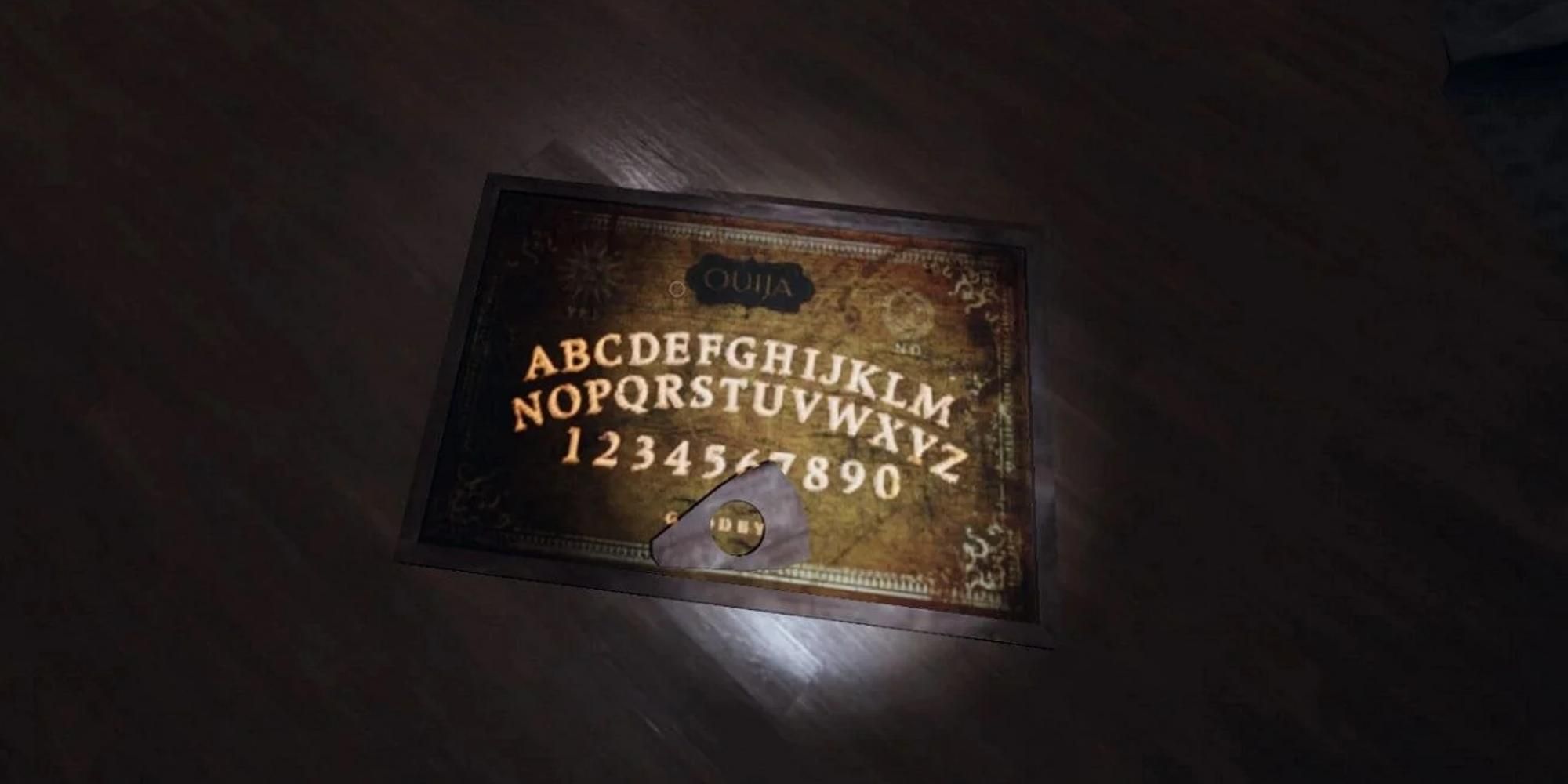 Ouija board in Phasmophobia