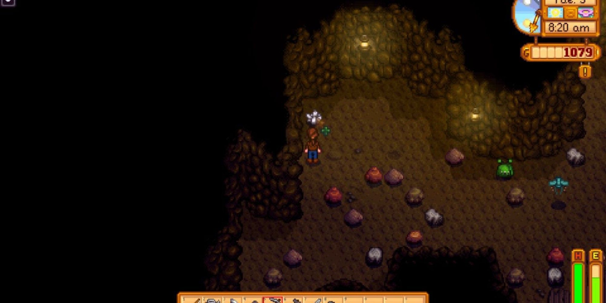 player standing next to quartz in mines