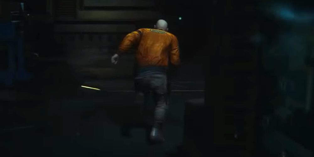 Alien: Isolation- Showing a man running