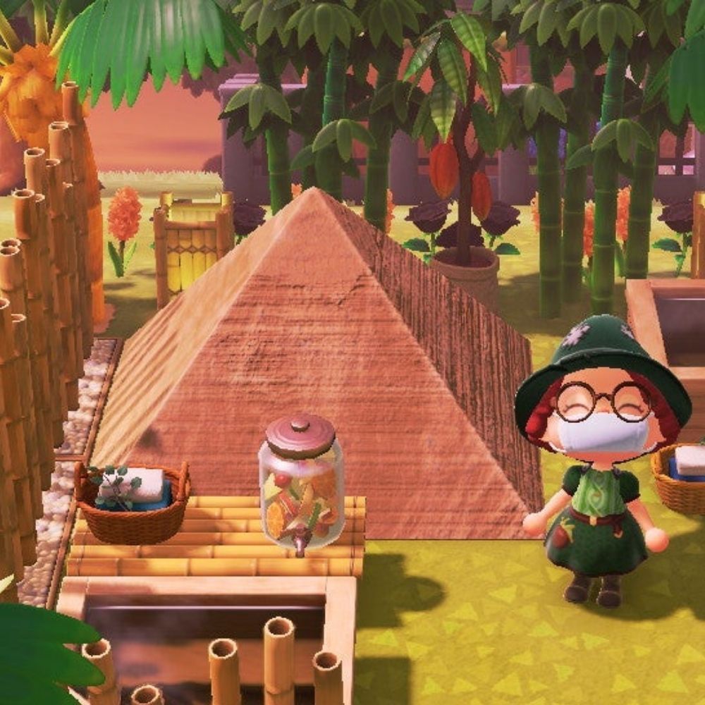 Animal Crossing New Horizons - Pyramid
