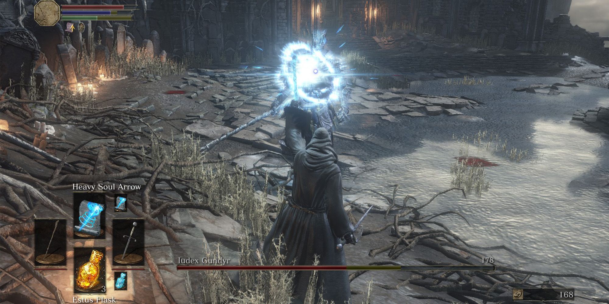 A player fighting Iduex Gundyr using a Sorcery build in Dark Souls 3