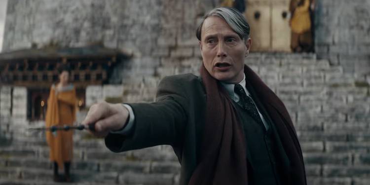 Mads Mikkelsen As Grindelwald In Fantastic Beasts: The Secrets of Dumbledore