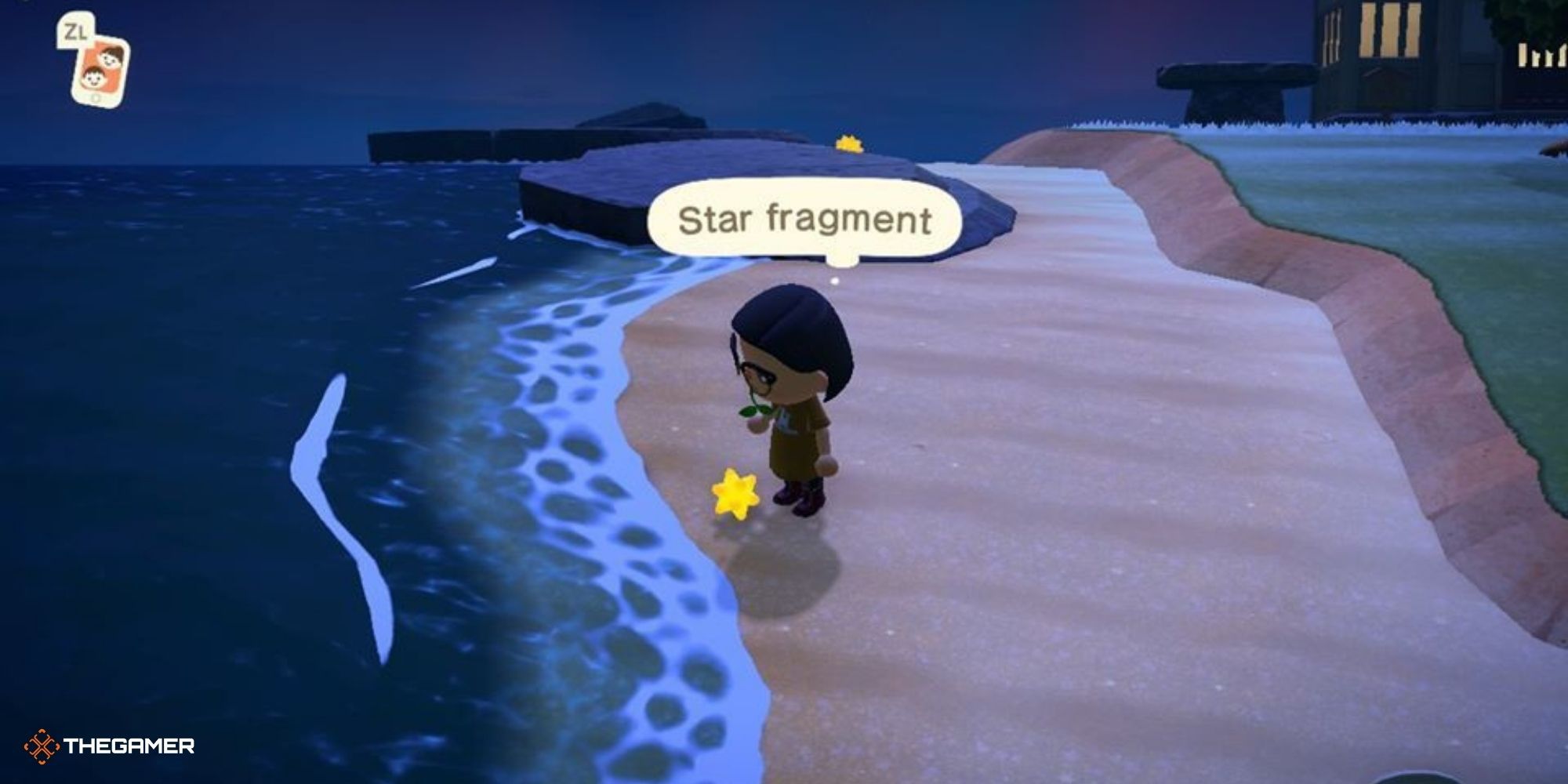 Animal Crossing New Horizons - игрок смотрит на фрагмент звезды на пляже