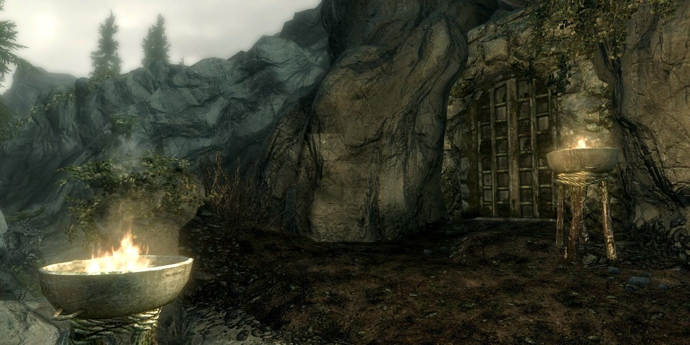 The outside of Liar's Retreat in Skyrim.