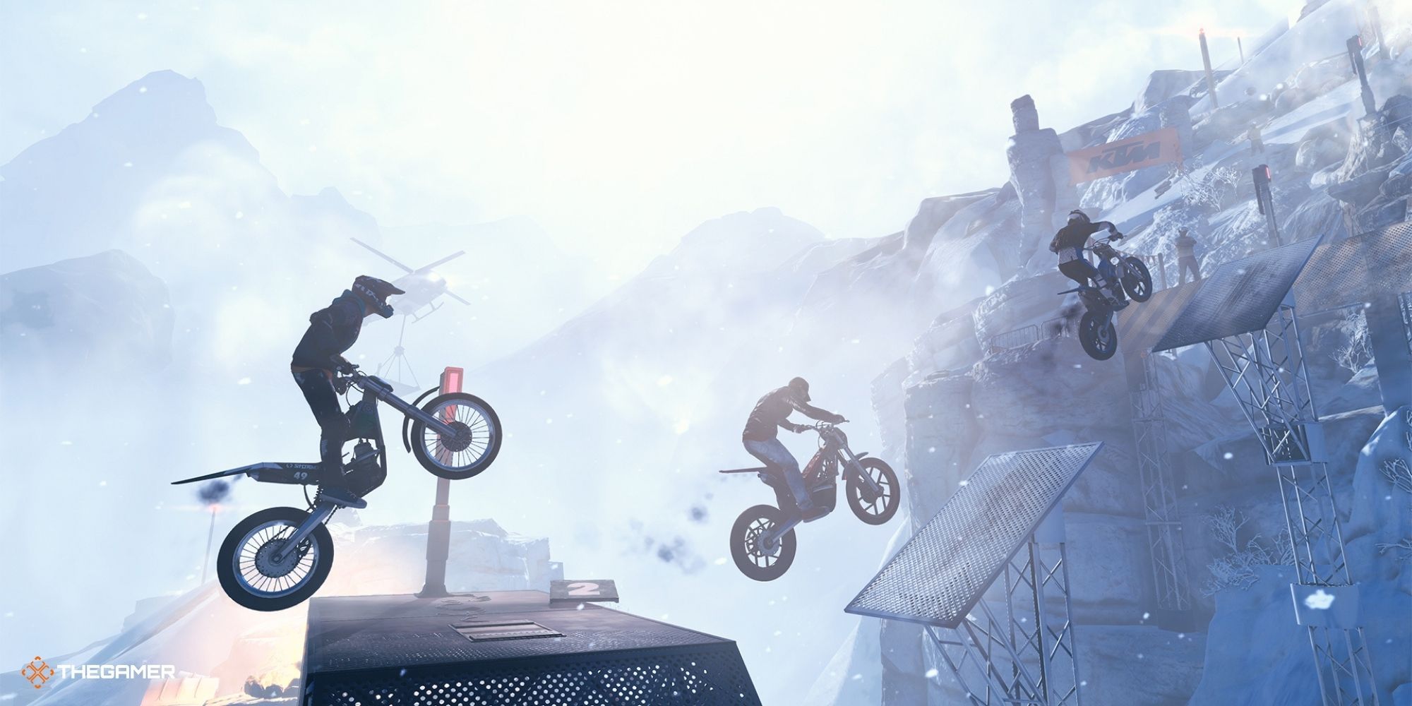 Trials Rising - motorcyclists on a snowy mountain