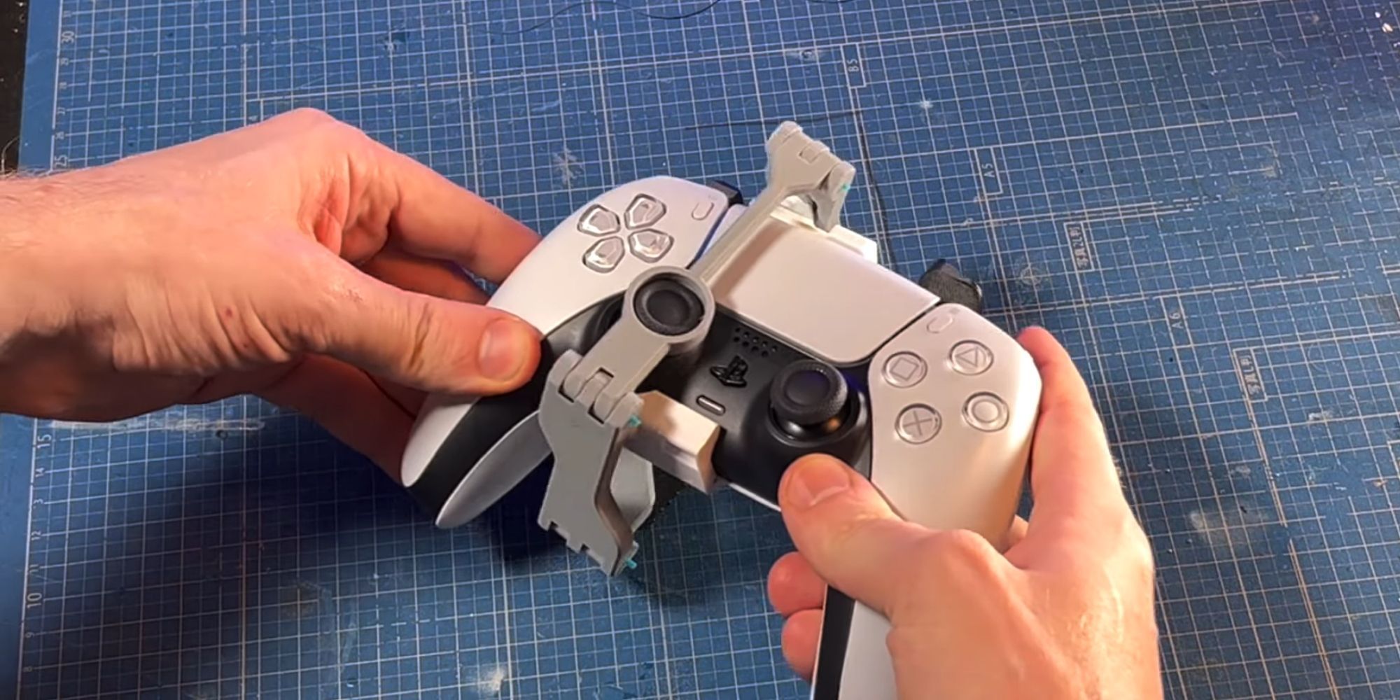 one-handed-ps5-controller