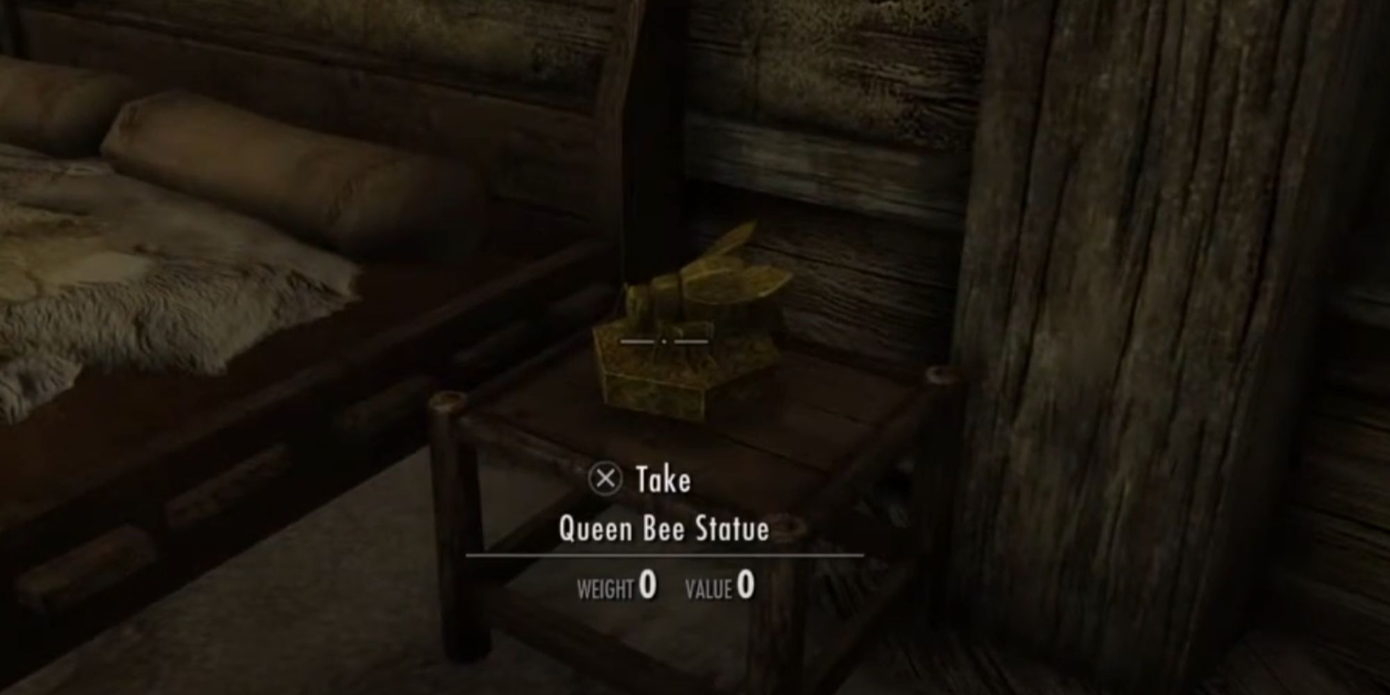 skyrim_queen_bee_statue_on_table