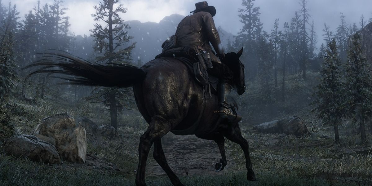 A player riding a horse in Red Dead Redemption 2