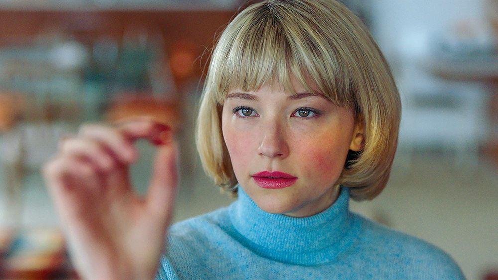 haley bennett in swallow