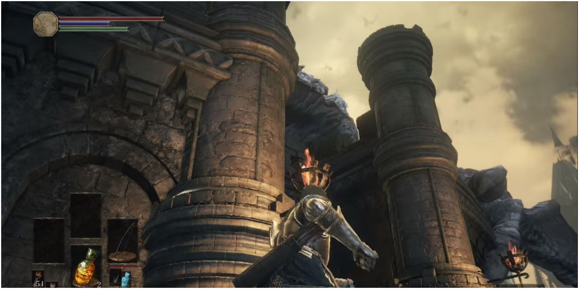 The player facing towards the Lothric Wyvern.