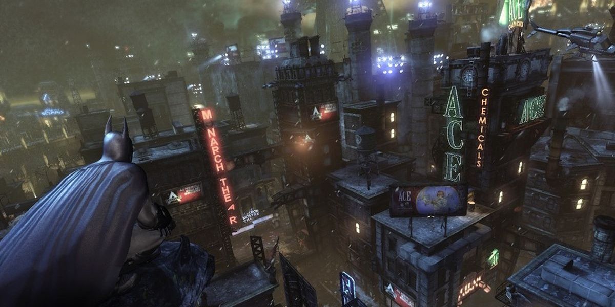 A screenshot showing Gotham City in Batman: Arkham City