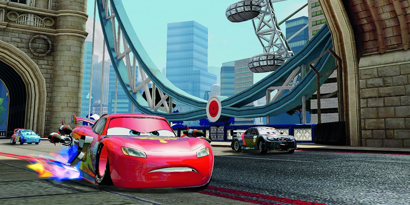 Lightning McQueen burning rubber in a race in Cars 2 Videogame