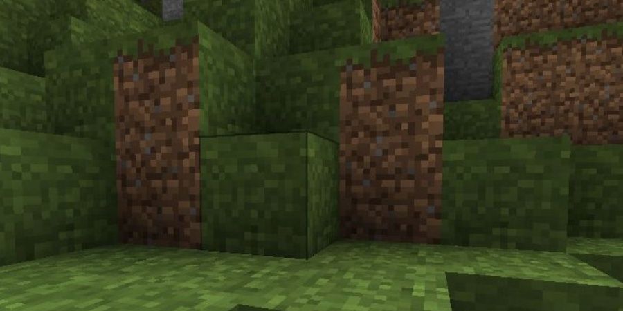 Stacks of dirt blocks in Minecraft