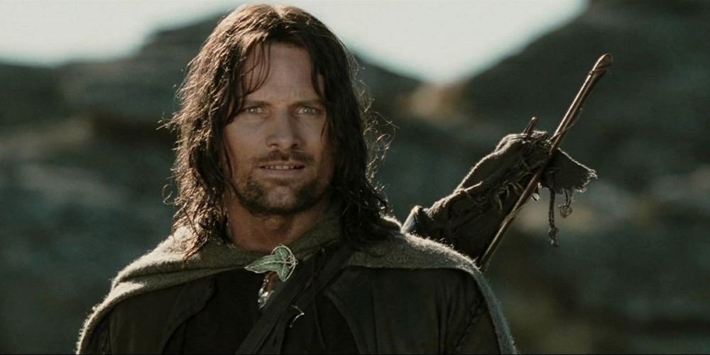 lord of the rings aragorn staring into the distance