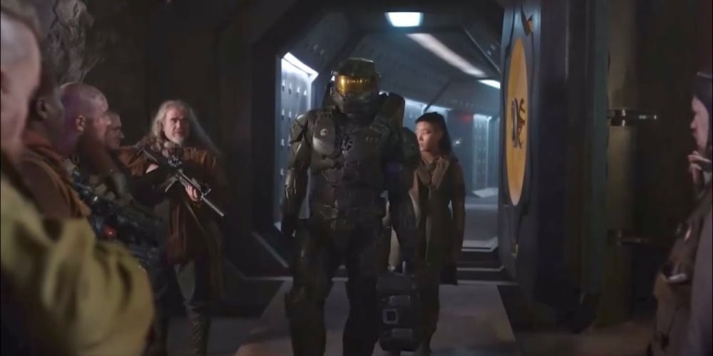 Master Chief and Kwan Ha entering Asteroid colony in Halo Paramount+ series
