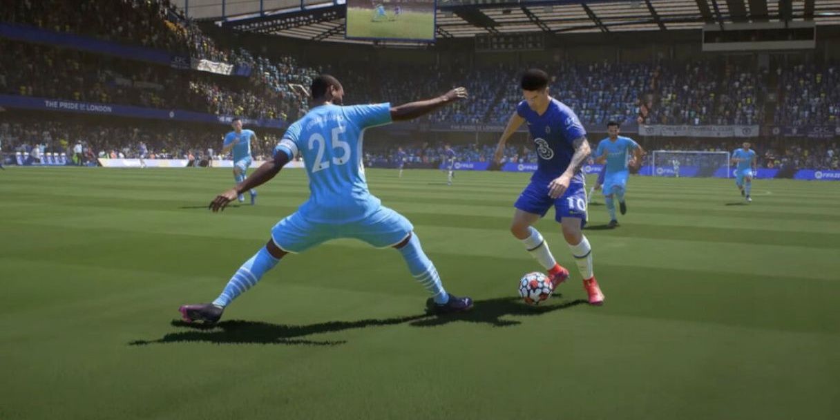 Pressuring an opponent in FIFA 22