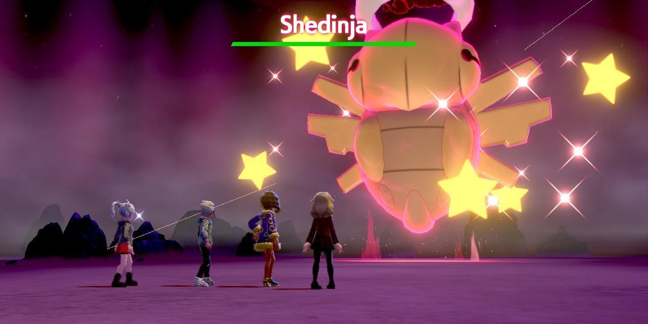 Dynamax Shedinja Battling 4 trainers in a raid battle