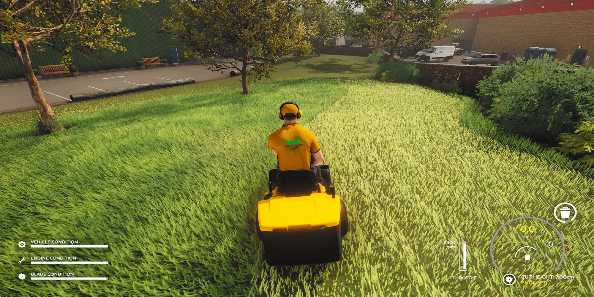 The employee drives the Stiga Estate 2084 H in the Test Drive area. Lawn Mowing Simulator.