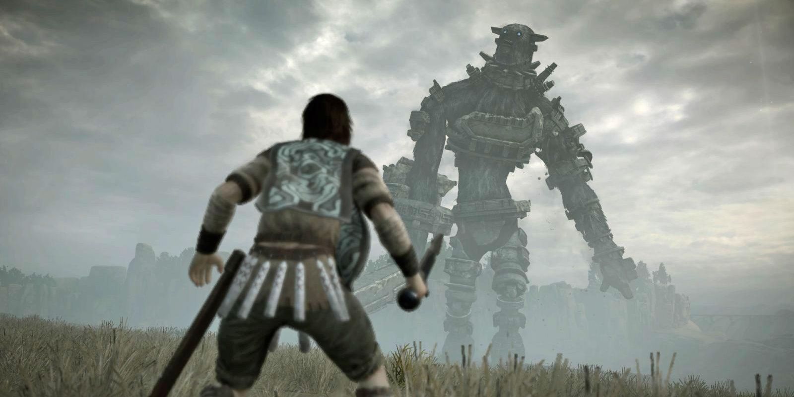 The third colossus approaches in Shadow of the Colossus