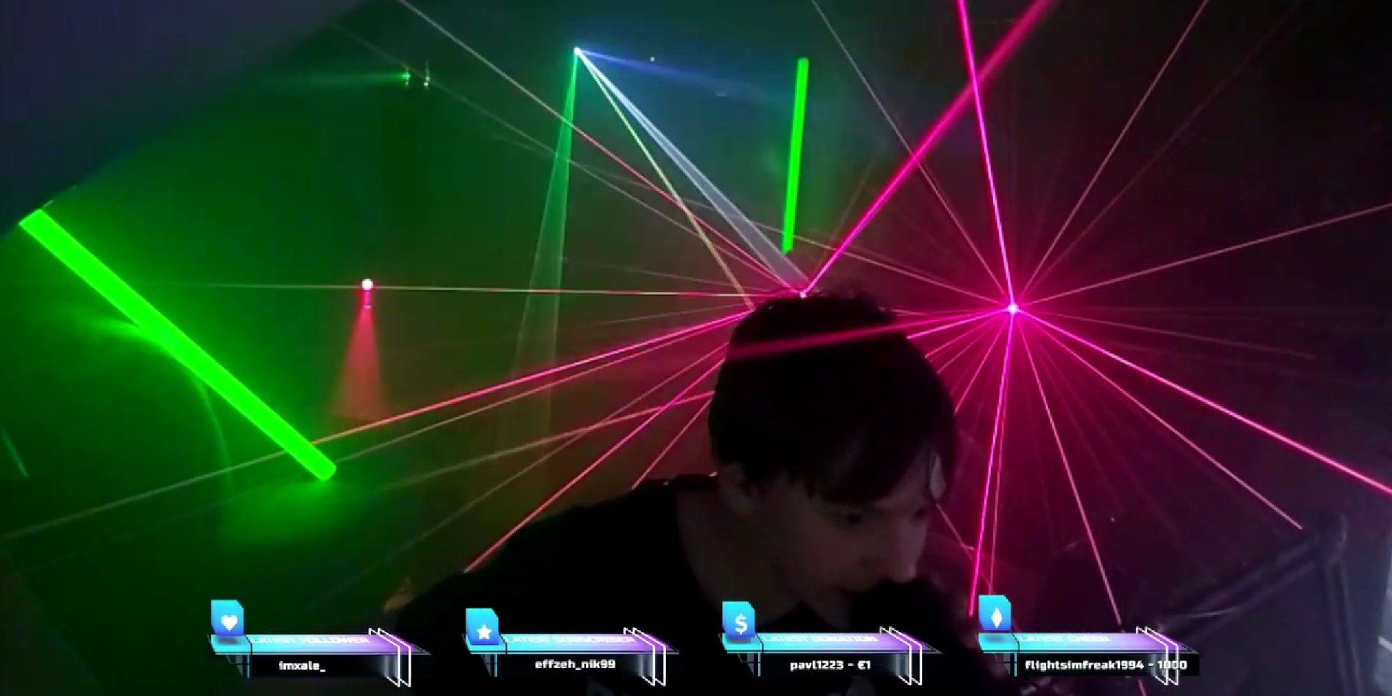 German Teenager Crossmauz Streams Gabber Raves From His Bedroom On Twitch