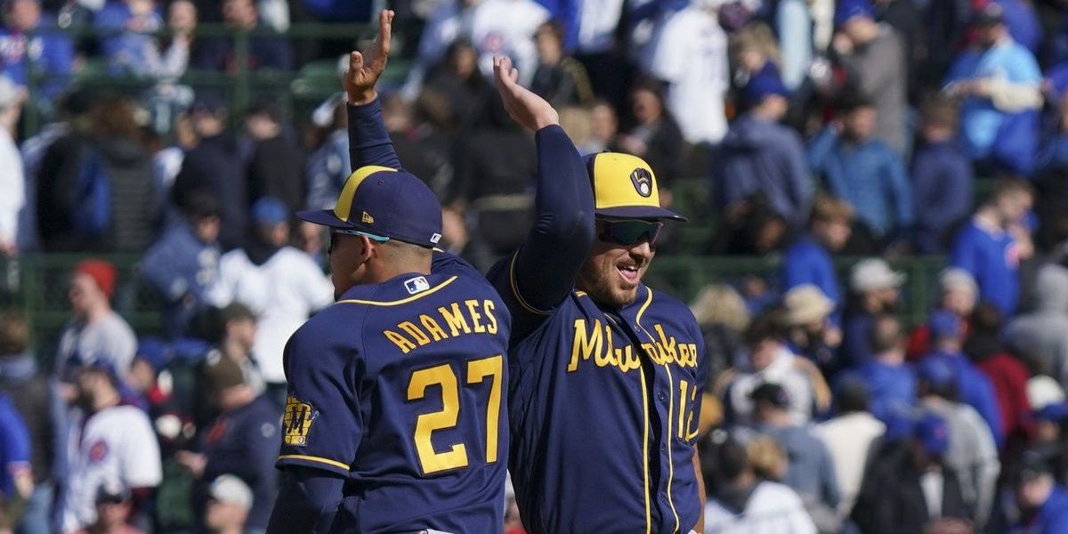 milwaukee brewers celebrating after beating the chicago cubs