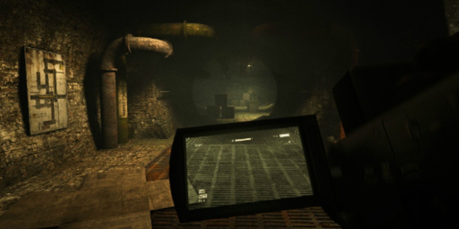 A nightvision camera guides the way in Outlast
