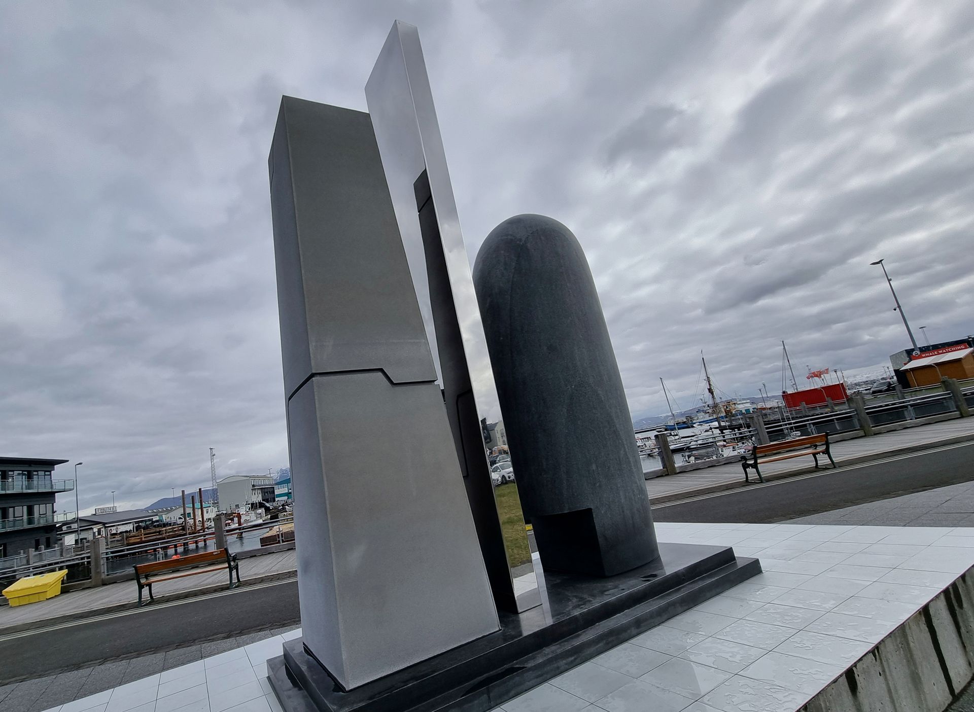 A Quest To Find My Name On The EVE Online Monument