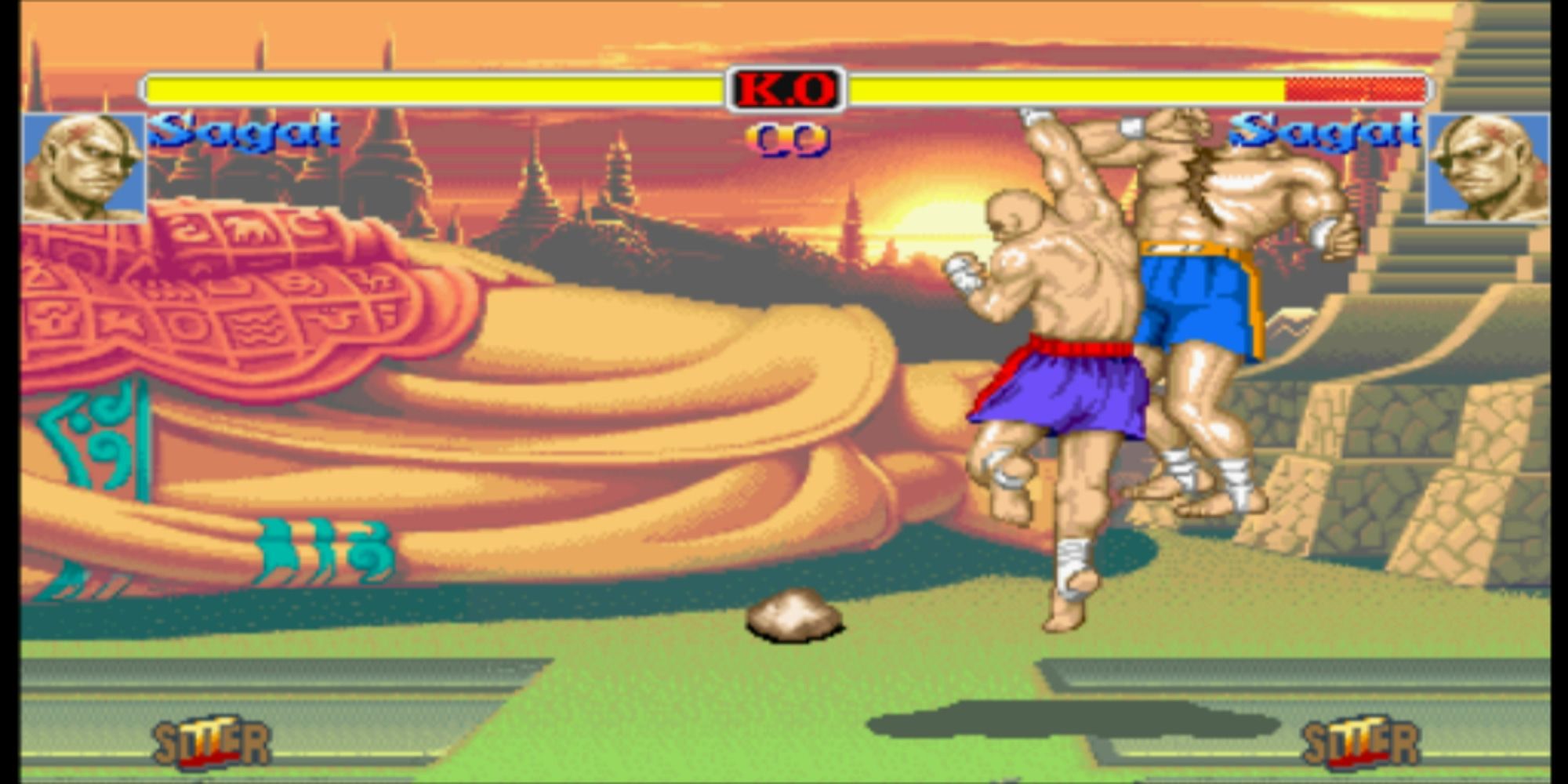 Super SF2 Sagat hits Sagat with a Tiger Uppercut at Ayutthaya Ruins in Hyper Street Fighter 2.