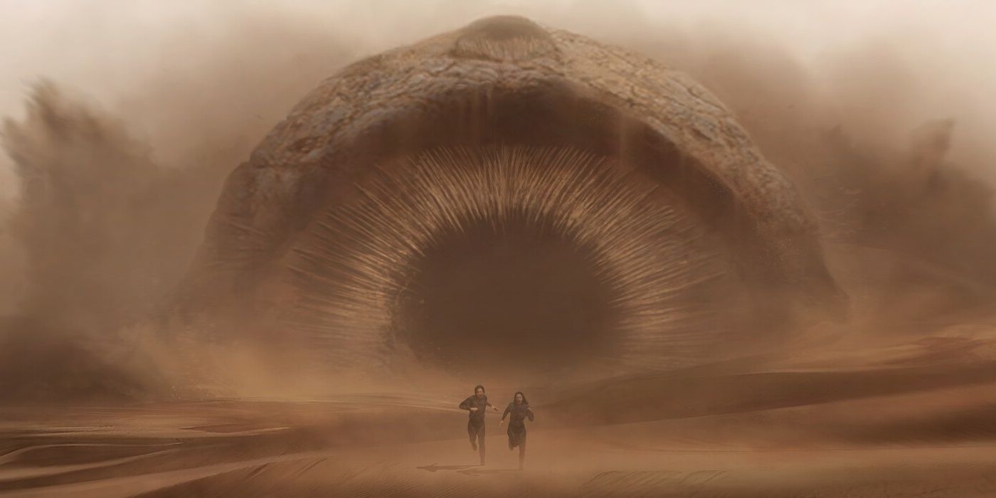 Dune Movie 2021 Sandworm Paul And Jessica Running Desert