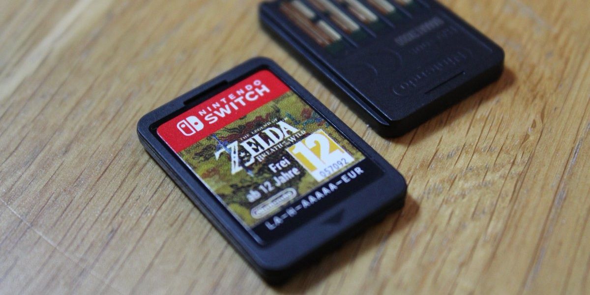 A photo showing a Nintendo Switch cartridge for The Legend of Zelda: Breath of the Wild