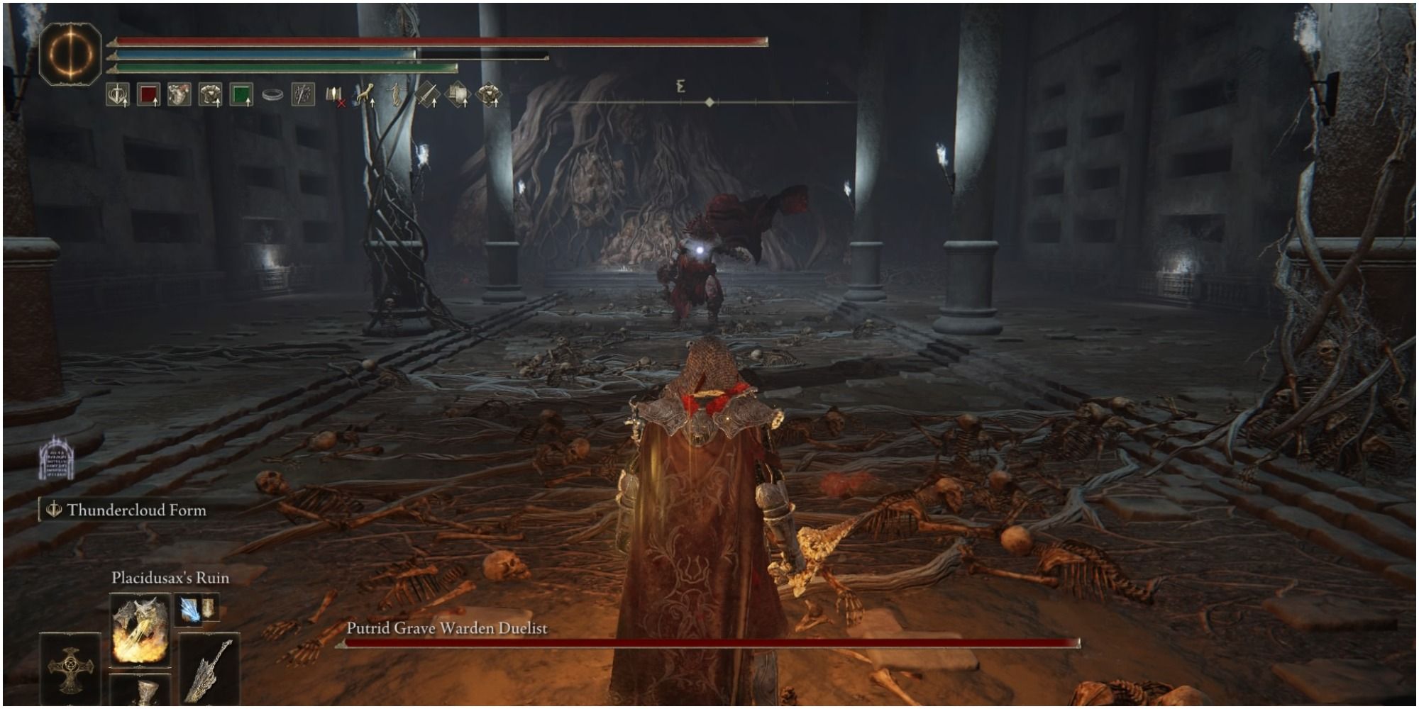 The player facing the boss of the catacombs.