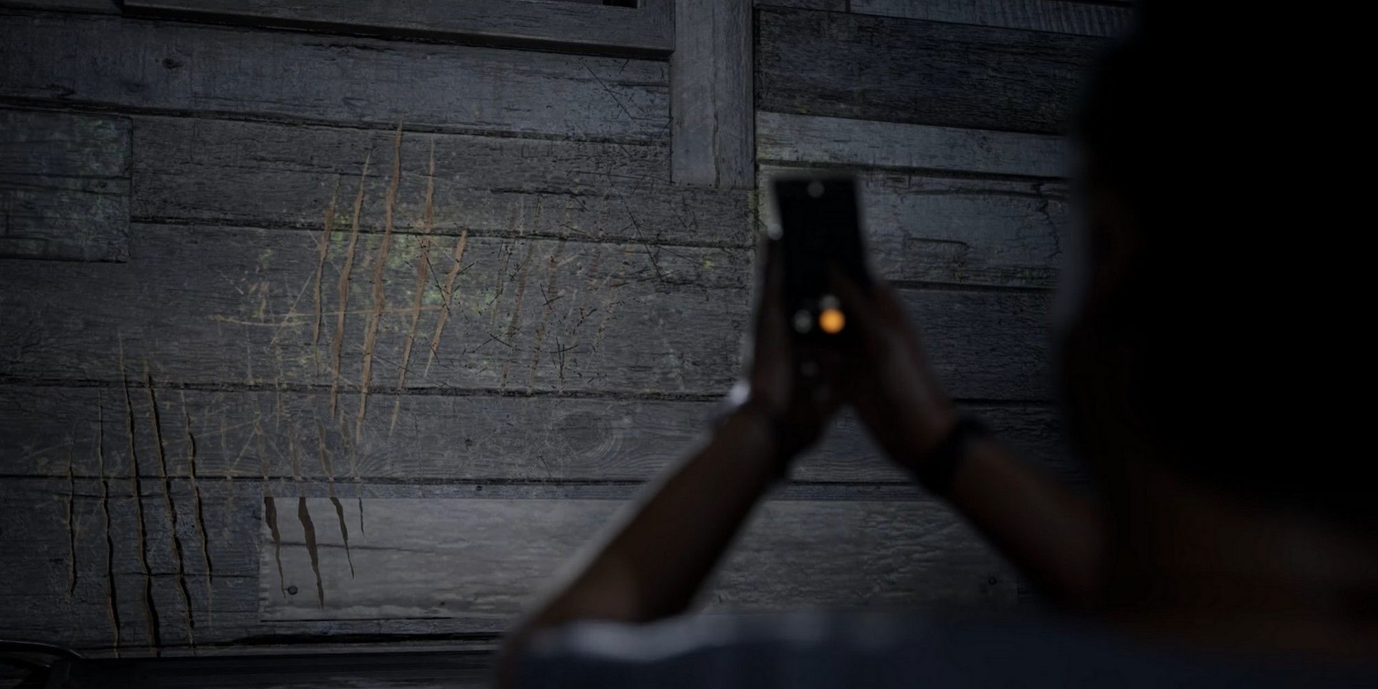 Scratch marks on the broadcast tower in The Quarry