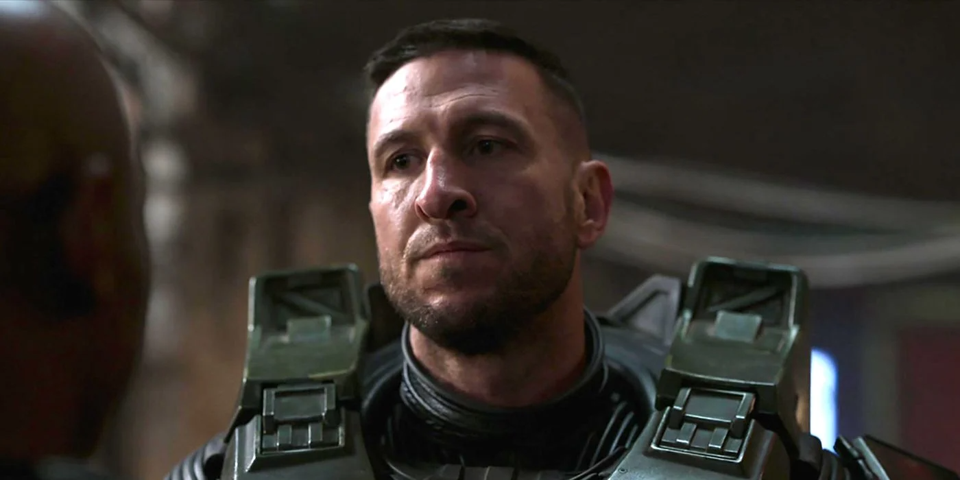 How Pablo Schreiber Became Supersoldier Master Chief in 'Halo' - Men's  Journal