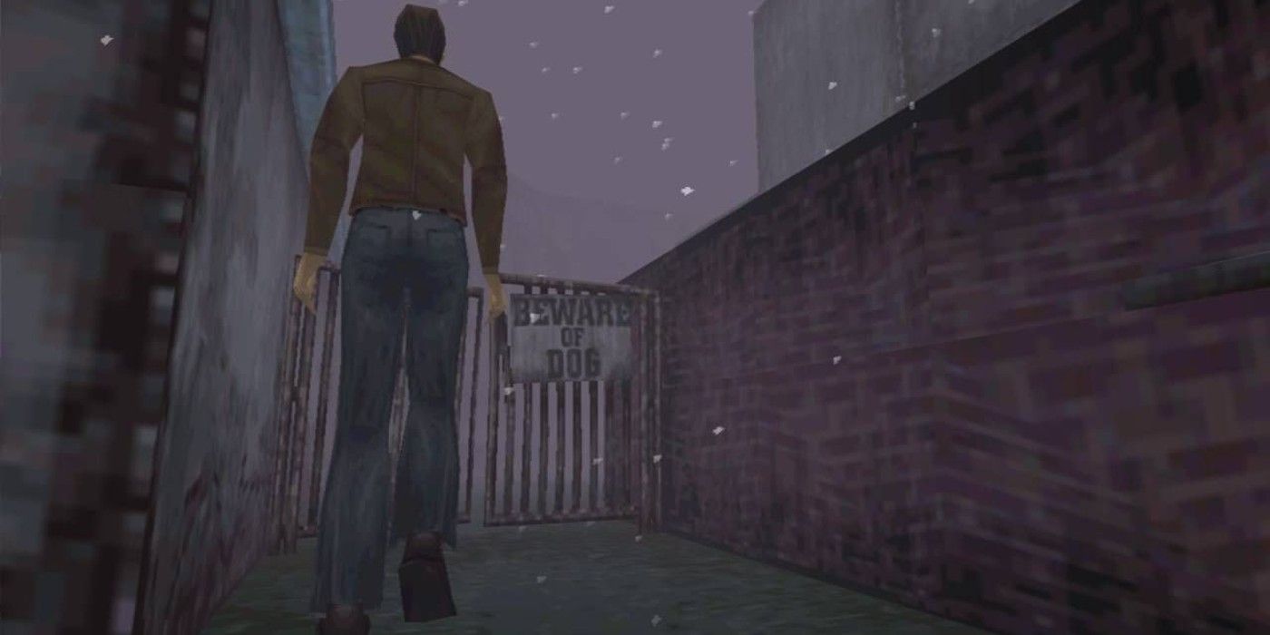 Harry about to go through this gate in the intro of Silent Hill 1.