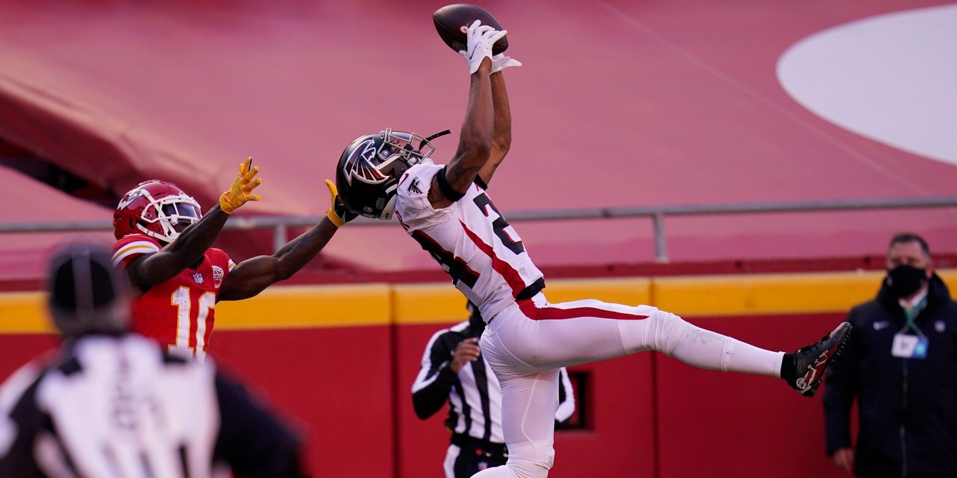 AJ Terrell Intercepting a pass against the Chiefs in midair