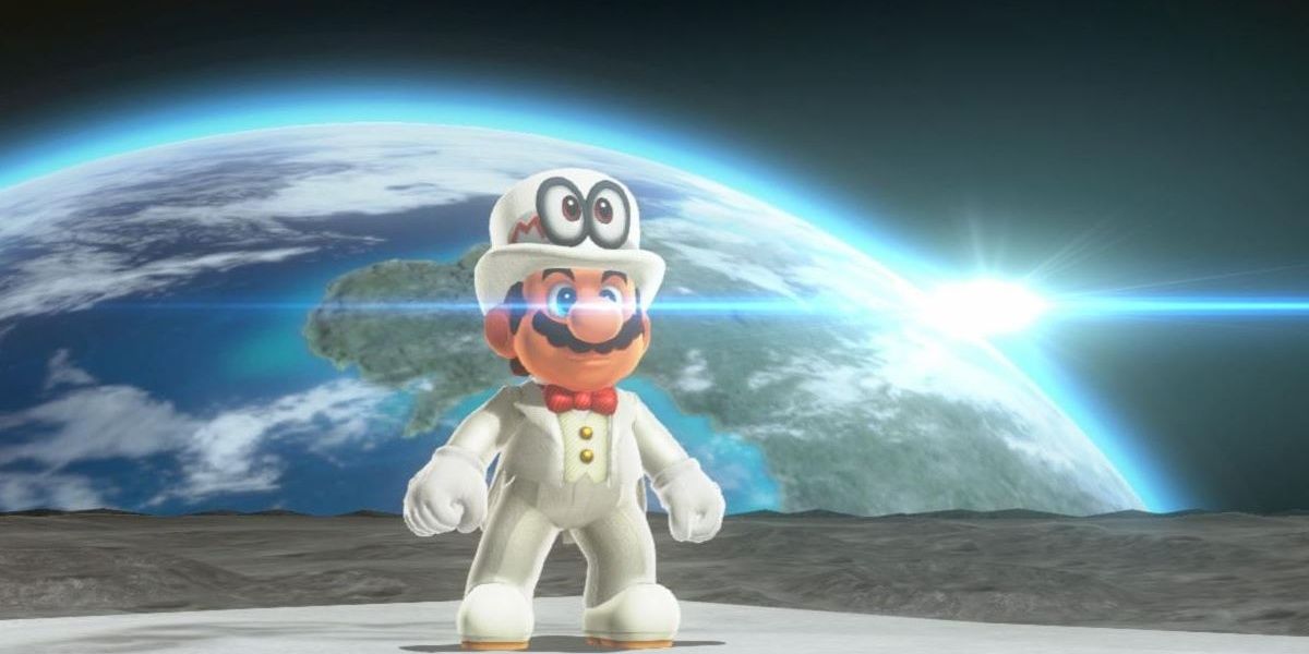 Mario in a white suit in Super Mario Odyssey