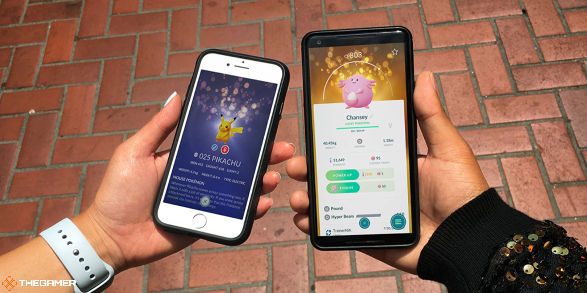 Pokemon Go - official image of trainers trading Pokemon